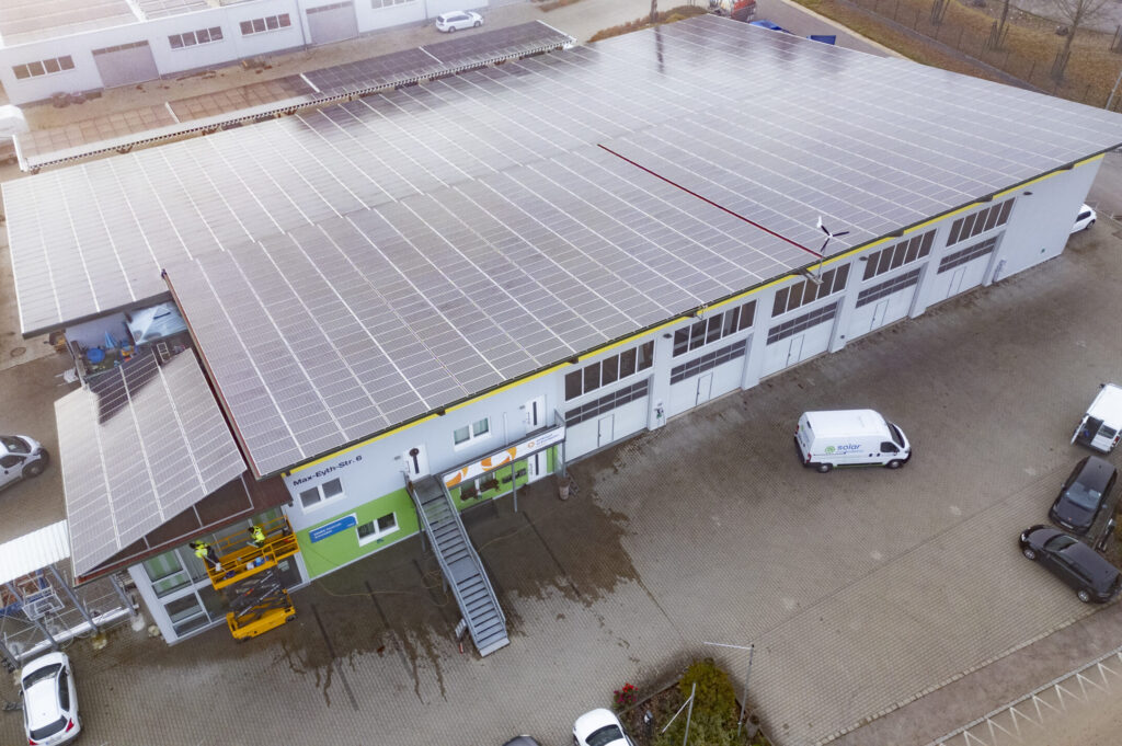F_SOLAR_KUNDENDIENST_CP_121125_605
